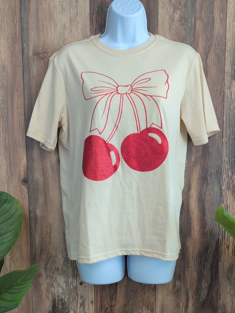 IML Cream Short Sleeve Tee with Red Cherry Graphic Youth XL   T211